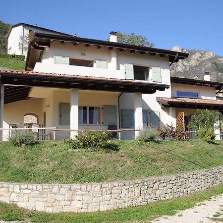 Villetta 56 Blu Yellow And Red Lake View Garden Private Parking By Garda Domus Mea Tremosine Екстериор снимка