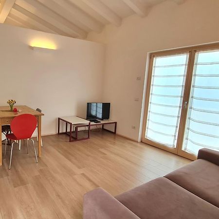 Villetta 56 Blu Yellow And Red Lake View Garden Private Parking By Garda Domus Mea Tremosine Екстериор снимка