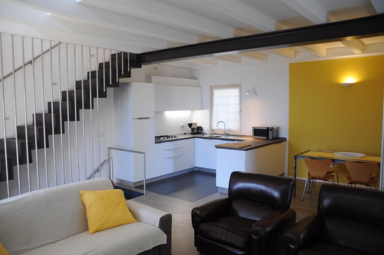 Villetta 56 Blu Yellow And Red Lake View Garden Private Parking By Garda Domus Mea Tremosine Екстериор снимка