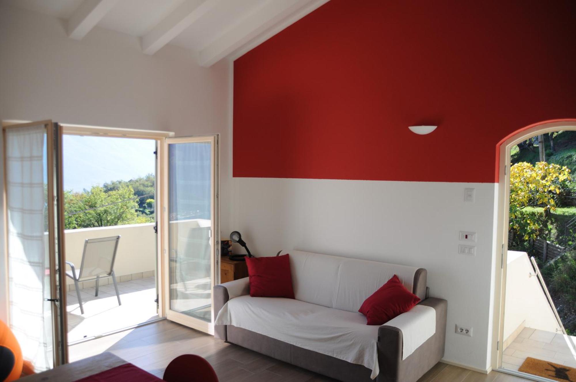 Villetta 56 Blu Yellow And Red Lake View Garden Private Parking By Garda Domus Mea Tremosine Екстериор снимка