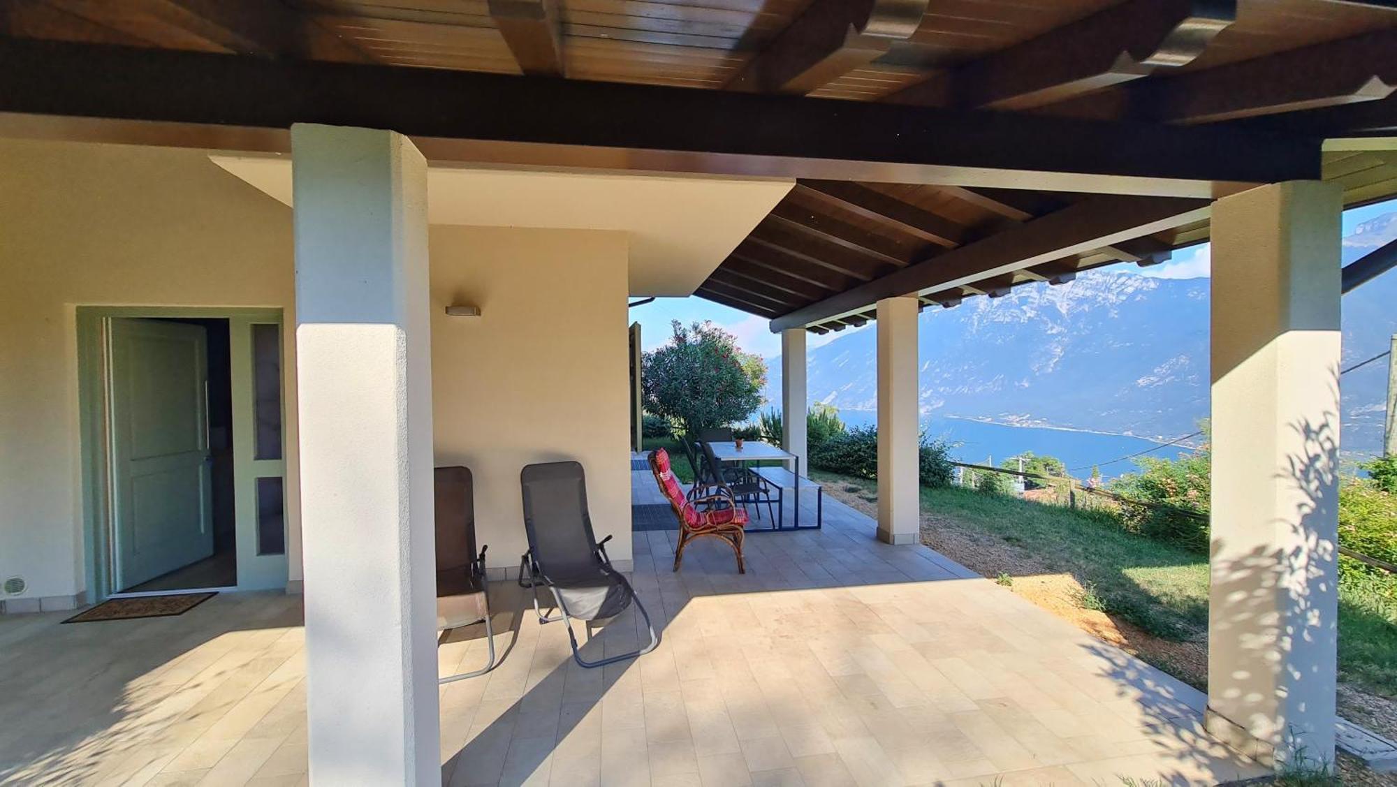 Villetta 56 Blu Yellow And Red Lake View Garden Private Parking By Garda Domus Mea Tremosine Екстериор снимка
